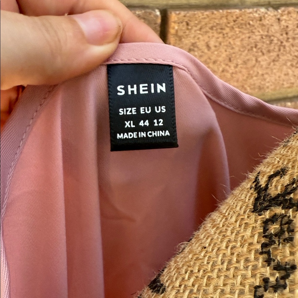 Shien Pink Sleeveless Top with Bow Accent Size XL - Picture 2 of 6